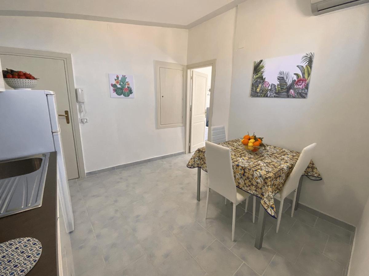 Rocksea Apartments Attic Floor เชฟาลู ภายนอก รูปภาพ